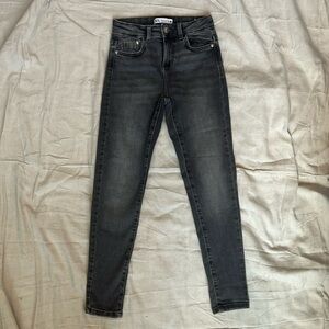 Amazing Zara black jeans
